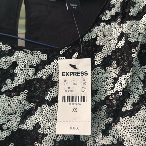Express sequin top - Picture 2 of 3